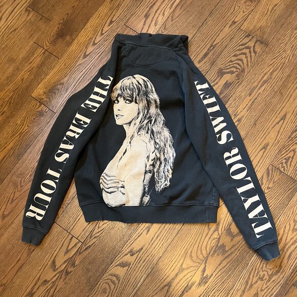 Taylor Swift Official Eras Tour Black Oversized Hoodie, Size XS - Picture 1 of 4